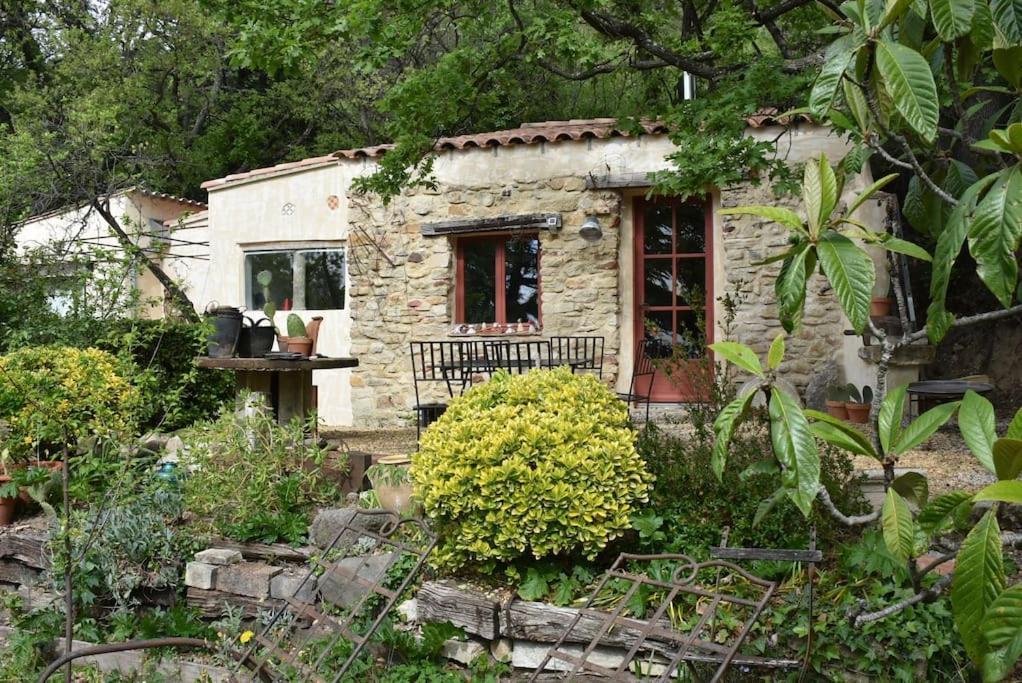 La Petite Maison Des Artistes Séguret Exterior foto